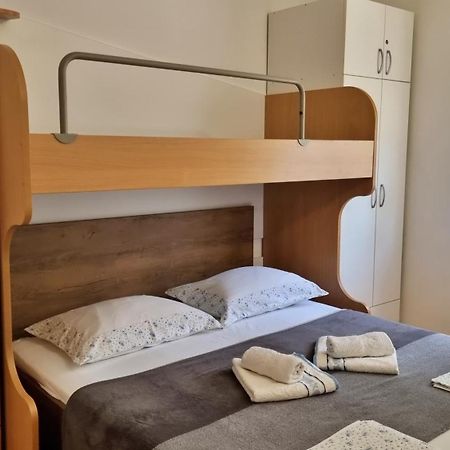 Apartments Gajo Omiš Cameră foto