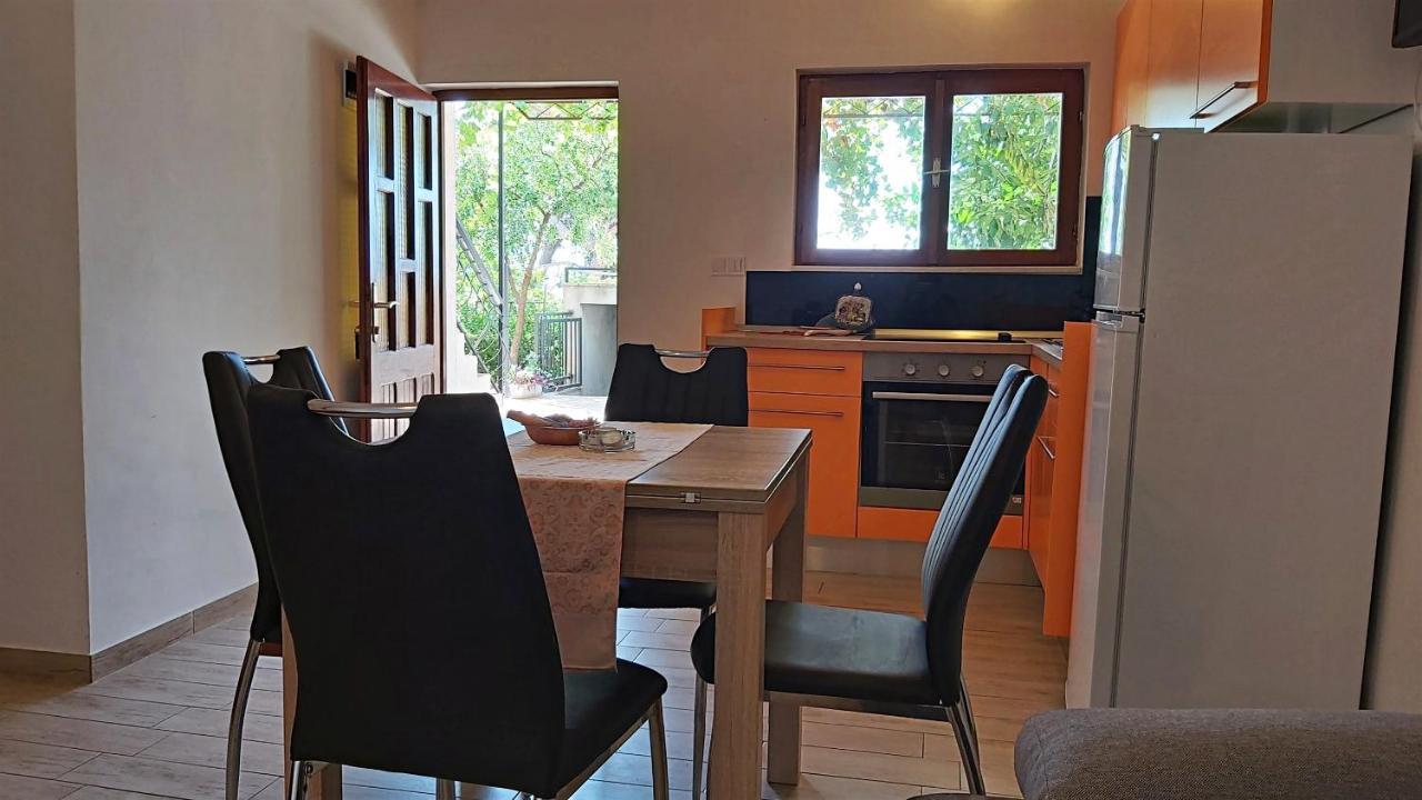 Apartments Gajo Omiš Cameră foto